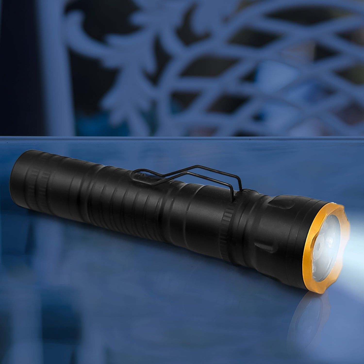 2in1 5 LED With 1 Laser Light Portable Mini Torch / Flashlight LED Powerful High Lumens Pen Light with Clip, Portable Pocket Compact Torch for Emergency A Battery operated (1 Pc / Battery not included) 2in1 5 LED With 1 Laser Light Portable Mini Torch / Flashlight LED Powerful High Lumens Pen Light with Clip, Portable Pocket Compact Torch for Emergency A Battery operated (1 Pc / Battery not included)